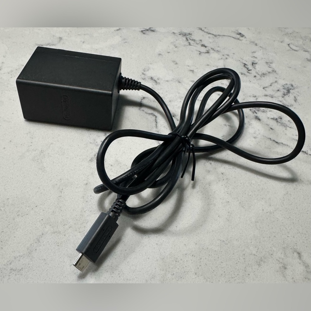 Genuine‎ Nintendo Switch Charge Cord TV Dock Power Supply Brick ACAdapter NWOB